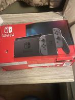 Switch V2 (11 maanden garantie), Games en Spelcomputers, Spelcomputers | Nintendo Switch, Ophalen of Verzenden, Zo goed als nieuw