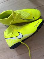Baskets mini foot, Ophalen, Schoenen
