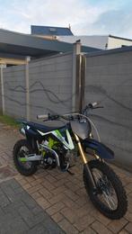 Crossmotor ultra 125cc, Fietsen en Brommers, Ophalen of Verzenden, Zo goed als nieuw