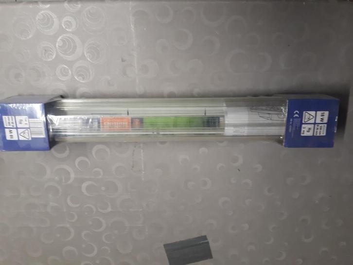 Nieuw TL-armatuur 59 cm 18W, Huis en Inrichting, Lampen | Plafondlampen, Nieuw, Ophalen of Verzenden