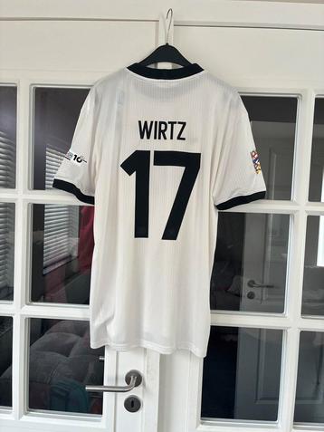 Voetbalshirt Duitsland 25/26 Wirtz beschikbaar voor biedingen