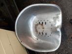 Panzitting voor Hanomagtractoren oldtimer., Ophalen