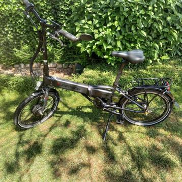 Elektrische plooifiets, Fietsen en Brommers, Fietsen | Vouwfietsen, Ophalen, Zo goed als nieuw, Versnellingen
