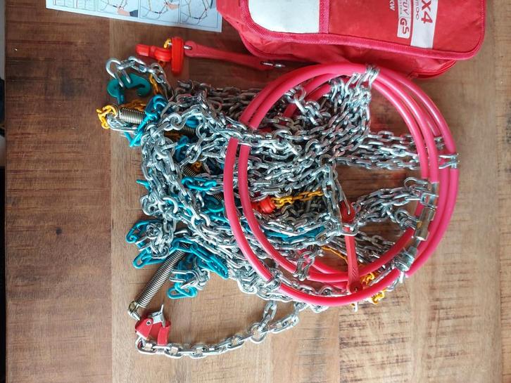 Nieuwe sneeuwkettingen voor camper, SUV of bestelwagen, Auto diversen, Sneeuwkettingen, Ophalen of Verzenden