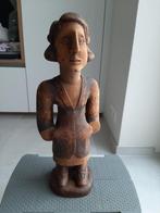 statue en bois exotique Reine Astrid de Belgique, Antiquités & Art, Enlèvement ou Envoi