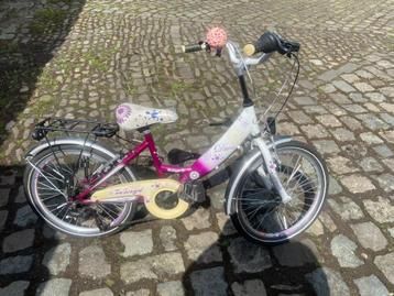 Kinderfiets beschikbaar voor biedingen