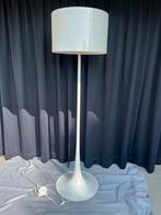 Flos spun licht -flos vloerlamp wit, Huis en Inrichting, Lampen | Vloerlampen, Ophalen, Gebruikt, Design, Metaal