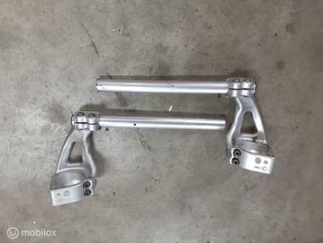 Stuur clip-ons clipons stuurhelft ST3 ST4 S ST4s beschikbaar voor biedingen