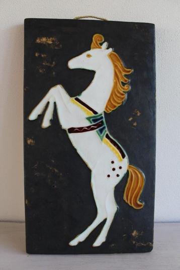 Plaque en céramique avec Rising Horse, Envoi