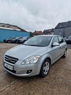 Kia Ceed 1.4i EX // Marchand, Autos, Argent ou Gris, Achat, Entreprise, Boîte manuelle