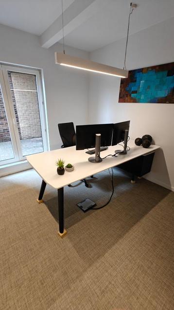 Design Bureaumeubel - Bralco Rail Desk Contenitore beschikbaar voor biedingen