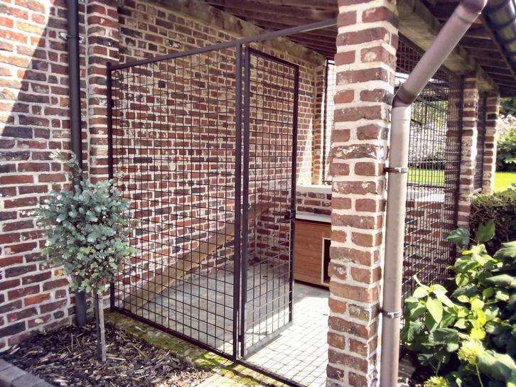 Honderen, Dieren en Toebehoren, Hondenhokken, Zo goed als nieuw, Ophalen