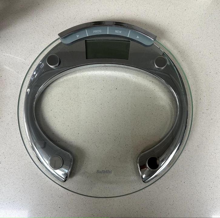 Babyliss weegschaal Bodyslim 8995E, Elektronische apparatuur, Weegschalen, Gebruikt, Digitaal, Personenweegschaal, 1 tot 500 gram