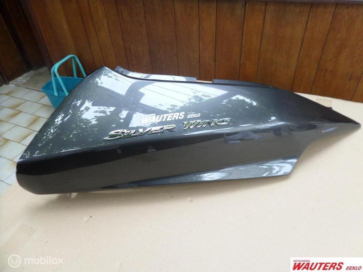 Deksel Honda silverwing rh, Motoren, Onderdelen | Honda, Gebruikt, Ophalen of Verzenden