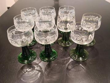 10 Vintage witte wijnglazen  beschikbaar voor biedingen