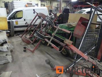 Boot trailer chassis beschikbaar voor biedingen