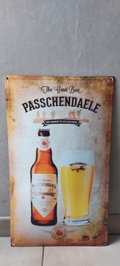 Emaillebord bier Passchendaele, Verzamelen, Biermerken, Zo goed als nieuw, Reclamebord, Plaat of Schild, Overige merken, Ophalen of Verzenden