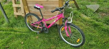 Vélo fille 8-13 ans beschikbaar voor biedingen