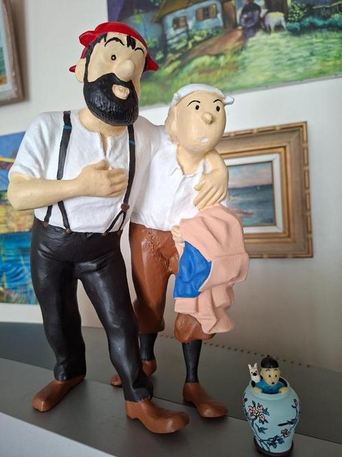 Kuifje en Schelvis in de woestijn. in hars gemaakt, Verzamelen, Stripfiguren, Zo goed als nieuw, Beeldje of Figuurtje, Kuifje