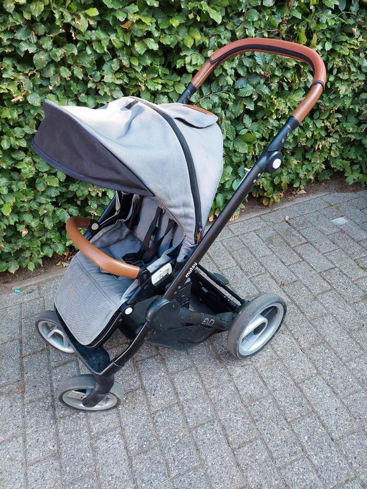 Buggy Mutsy, Kinderen en Baby's, Buggy's, Gebruikt, Maxi-Cosi, Regenhoes, Verstelbare rugleuning, Voetenzak, Zonnekap, Ophalen