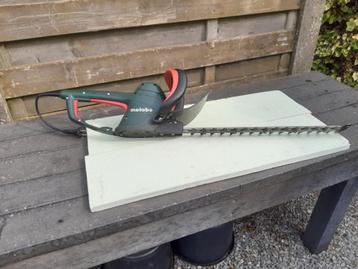 Elektrische heggenschaar beschikbaar voor biedingen