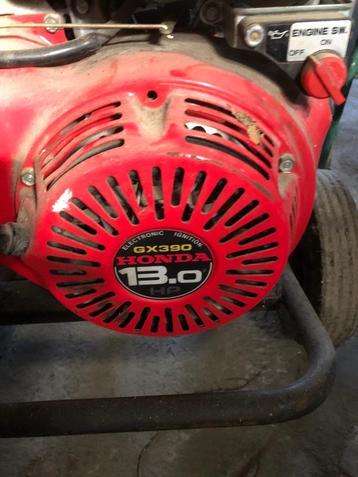 Nieuwstaat stroom, en las groep honda ,en ook batterijlader beschikbaar voor biedingen