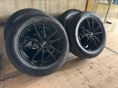 17 inch zwarte velgen met goede 5x108 banden, Auto-onderdelen, Banden en Velgen, Banden en Velgen, All Season, 17 inch, 215 mm