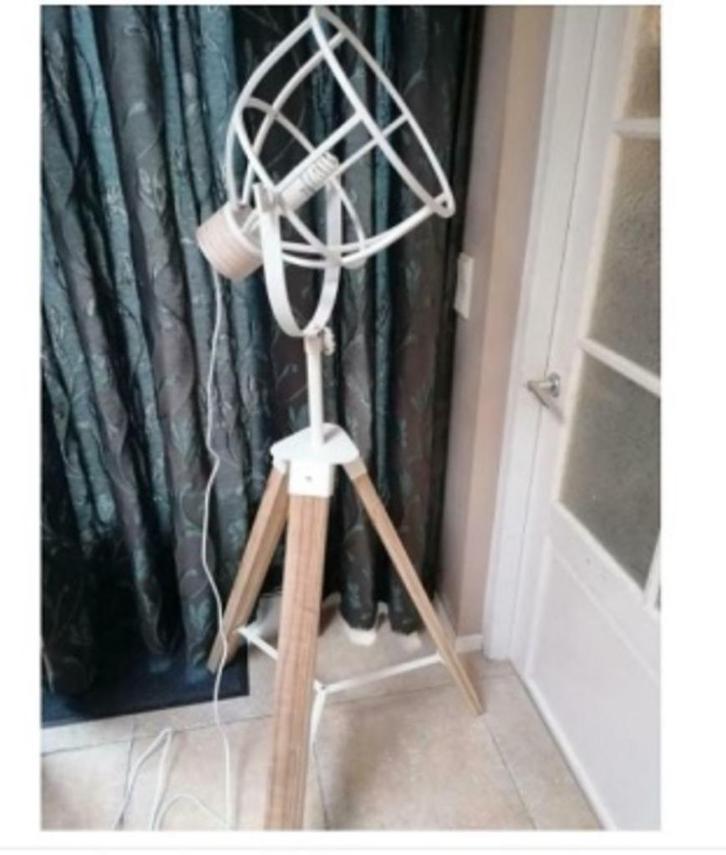 grote Industriële vloerlamp Brilliant Nieuw!!STUNTPRIJS!!, Huis en Inrichting, Lampen | Vloerlampen, Nieuw, 150 tot 200 cm, Hout