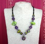 Collier vert et violet en perles artisanales et argent 925, Neuf, Enlèvement ou Envoi, Avec pendentif, Vert