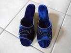 Damesslippers blauw fluweel, maat 39, Ophalen, Blauw, Nieuw, Pantoffels of Sloffen