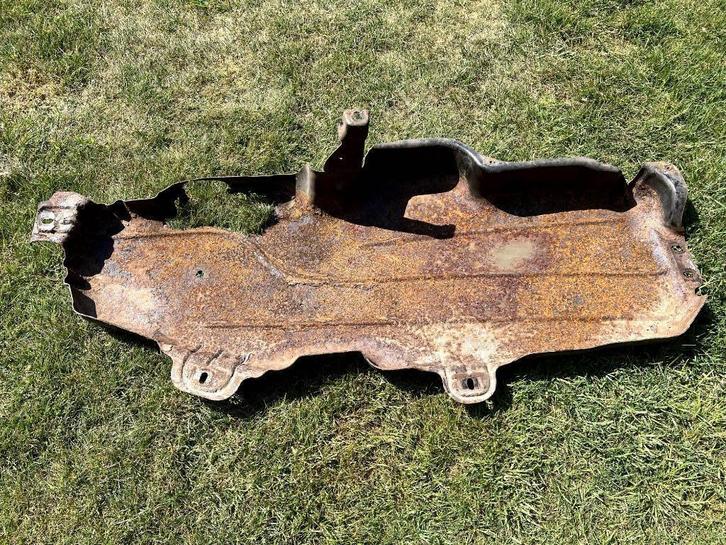 Range Rover Sport Dieseltank houder WFN500021, Auto-onderdelen, Brandstofsystemen, Land Rover, Gebruikt, Ophalen