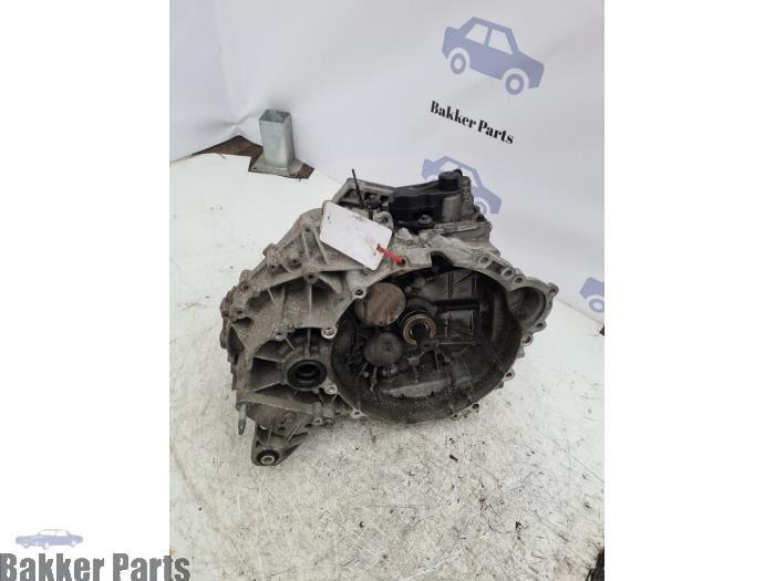 Boîte de vitesse d'un Volvo V60, Autos : Pièces & Accessoires, Transmission & Accessoires, Volvo, Utilisé, 3 mois de garantie