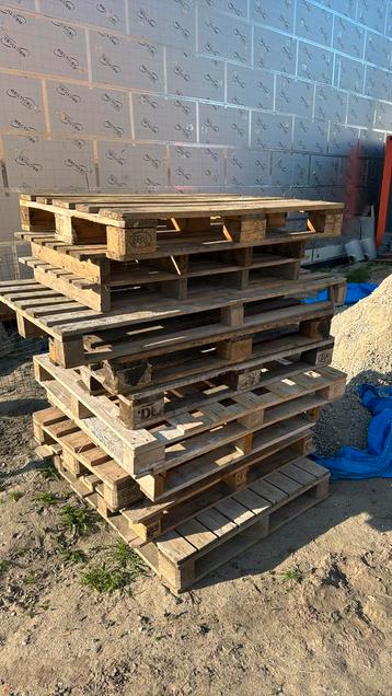 GRATIS - Palleten gratis op te halen makkelijk bereikbaar beschikbaar voor biedingen