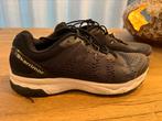 Chaussures de sport Karrimor taille 41, Enlèvement ou Envoi