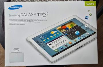Samsung Galaxy Tab 2 (wit) met case beschikbaar voor biedingen