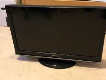 PANASONIC LCD TV