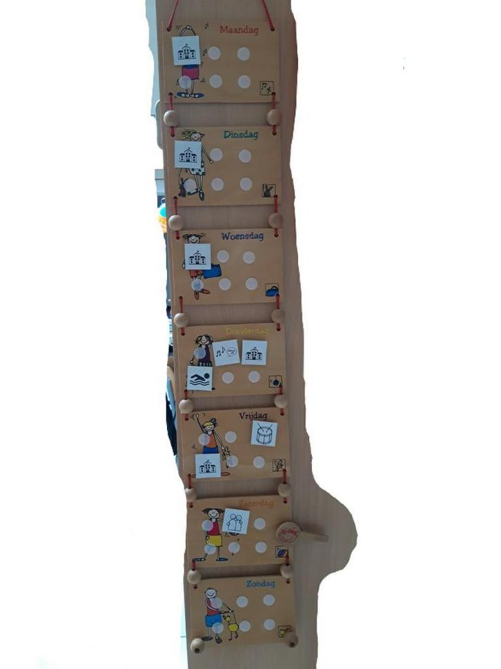 Weekplanner Janbibejan met velcro pictogrammen en wasknijper, Kinderen en Baby's, Kinderspulletjes, Zo goed als nieuw, Ophalen of Verzenden