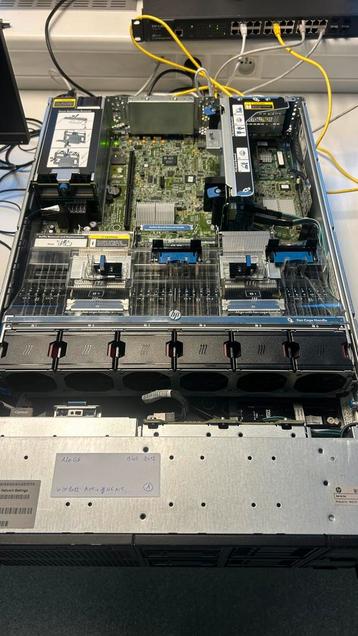 HP Proliant DL380p Gen8 SERVER beschikbaar voor biedingen