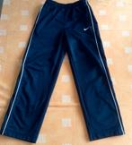 Pantalon Nike  garçon 7 ans/122 cm, Pantalon, Garçon, Enlèvement ou Envoi, Comme neuf