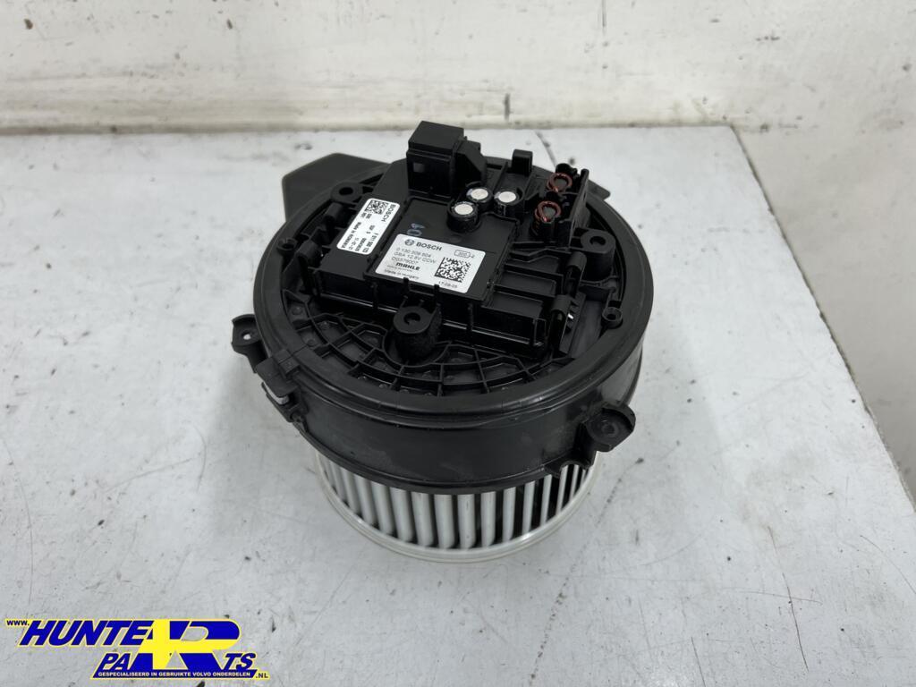 Kachelventilatormotor Volvo XC90/V90 ('14-'22) 0130309504, Gebruikt, Ophalen of Verzenden, Volvo, Volvo