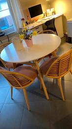 Chaises en bois, Enlèvement, Comme neuf