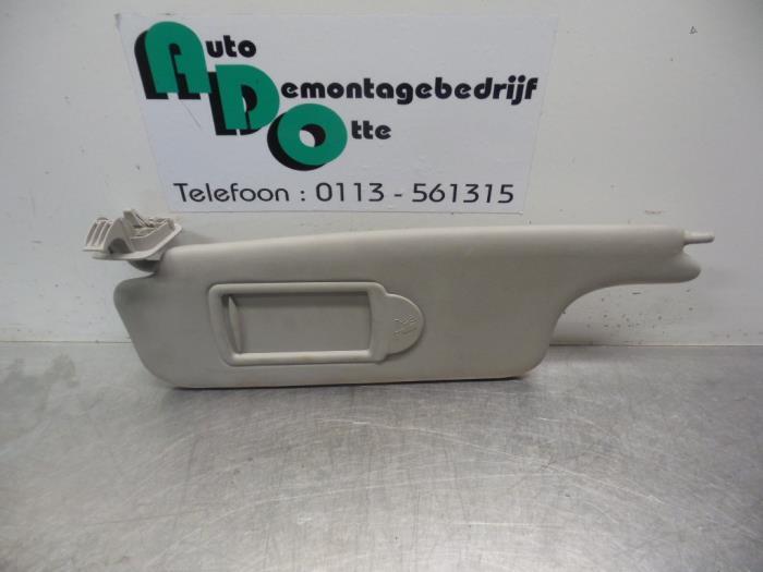 Zonneklep van een Renault Megane (Megane 2 02-), Auto-onderdelen, Interieur en Bekleding, Renault, Gebruikt, Ophalen of Verzenden