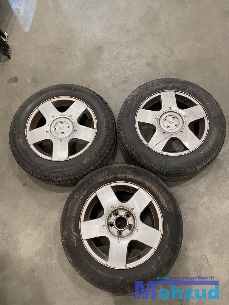 VW GOLF 4 Velgen met banden 5x100 15 inch, Gebruikt, Volkswagen, Volkswagen AG, Vw@volkswagen.de