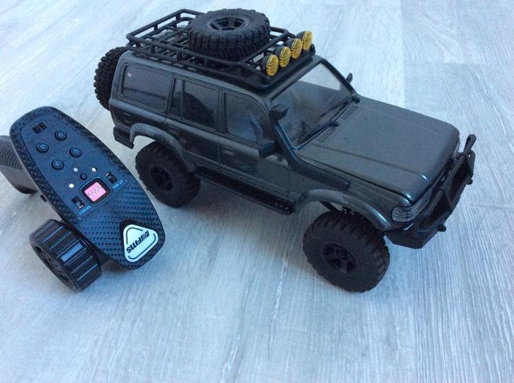 Toyota LC80 Land Cruiser ROCHobby RC 1/18, Hobby & Loisirs créatifs, Modélisme | Radiocommandé & Téléguidé | Voitures, Comme neuf