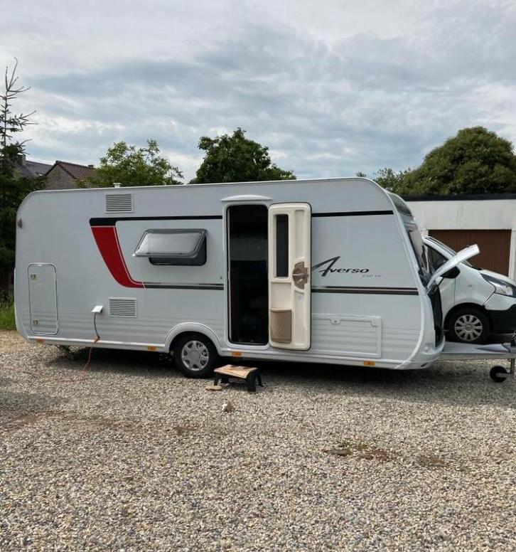 Caravan Burstner Averso 510 TK - 6 personen, Caravanes & Camping, Caravanes, Particulier, jusqu'à 6, 1500 - 2000 kg, Siège standard