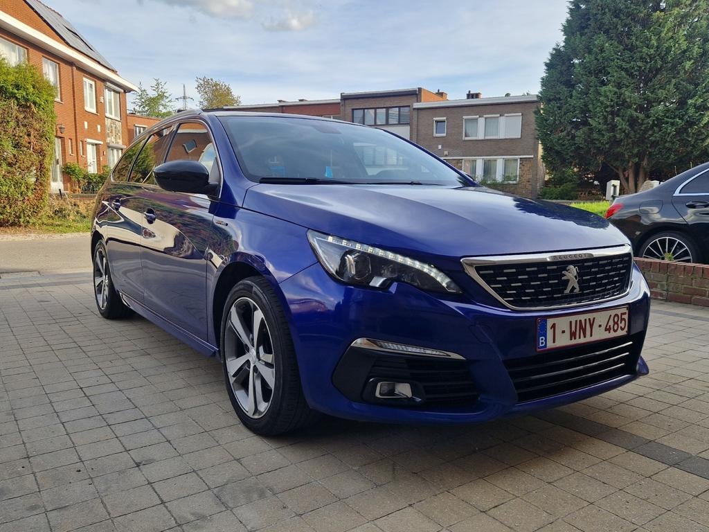 Peugeot 308 GT LINE 1.5 Diesel/BOÎTE AUTOMATIQUE/Full Option, Achat, Carnet d'entretien, 5 portes, Automatique