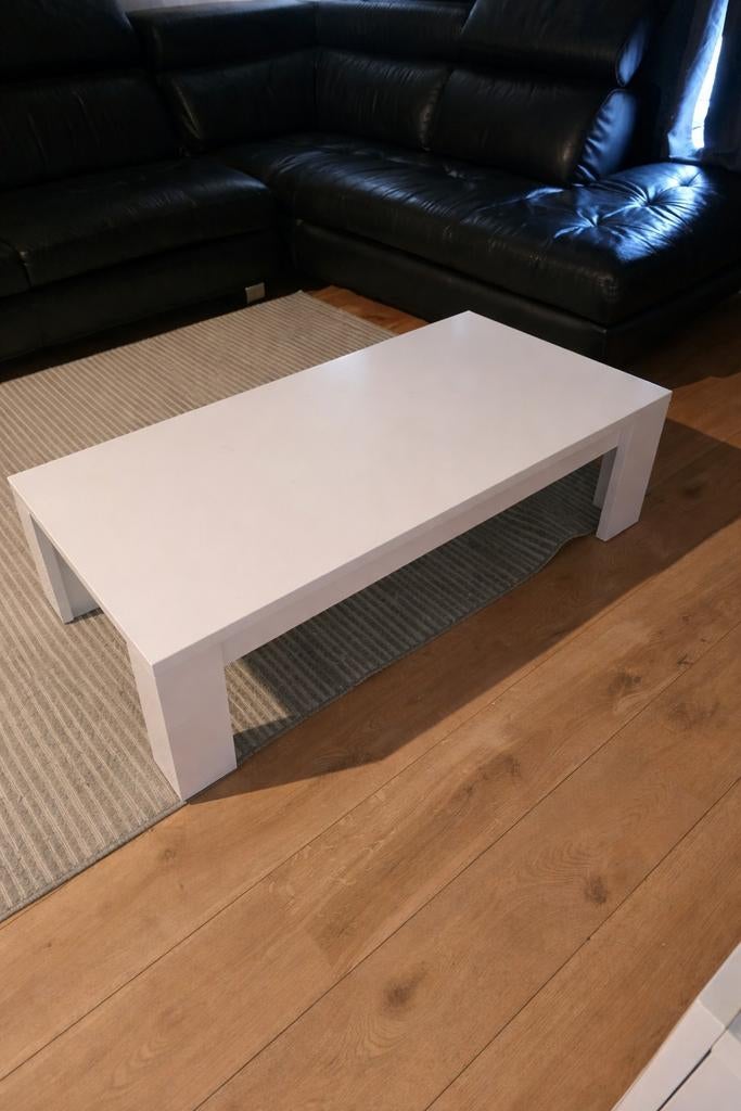 table de salon, Enlèvement