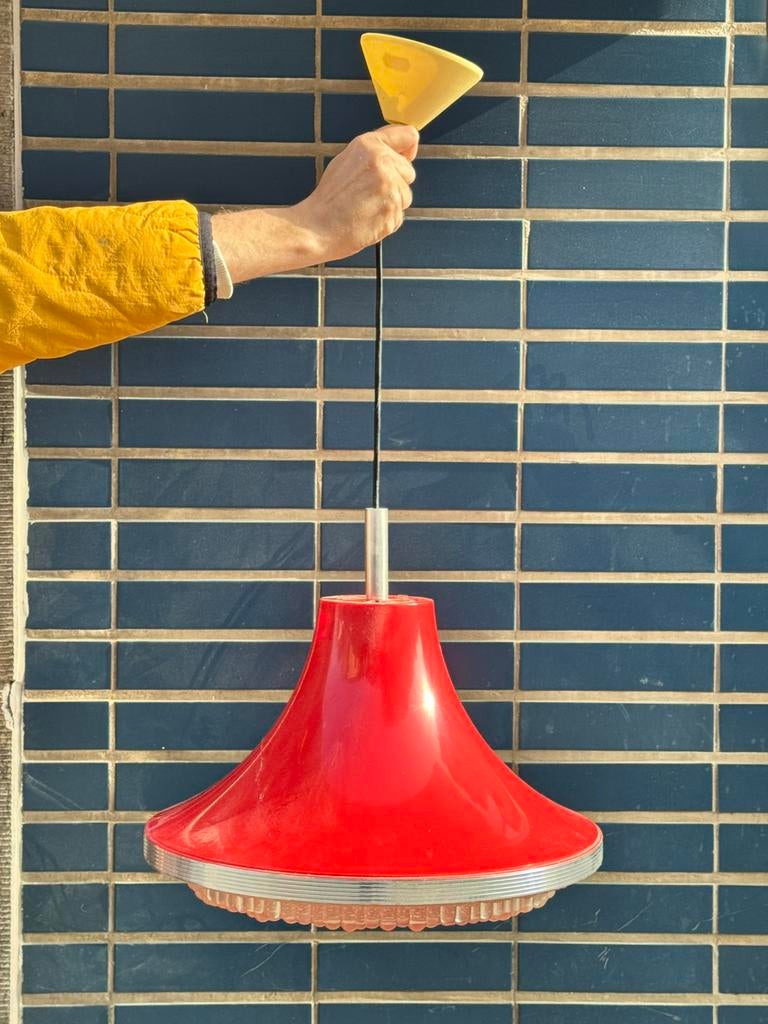 Rode hanglamp - jaren ‘60 -‘70, Ophalen, Zo goed als nieuw, Kunststof