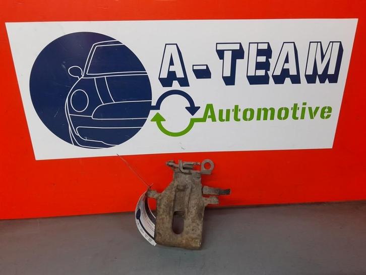 REMKLAUW RECHTS ACHTER ABS Ford Focus 1 ST (03-2002/11-2004), Auto-onderdelen, Remmen en Aandrijving, Ford, Gebruikt