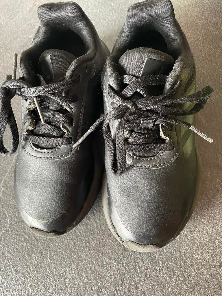 Nouvelles chaussures pour enfants pour garçons M/30, Enfants & Bébés, Enlèvement ou Envoi, Neuf, Garçon